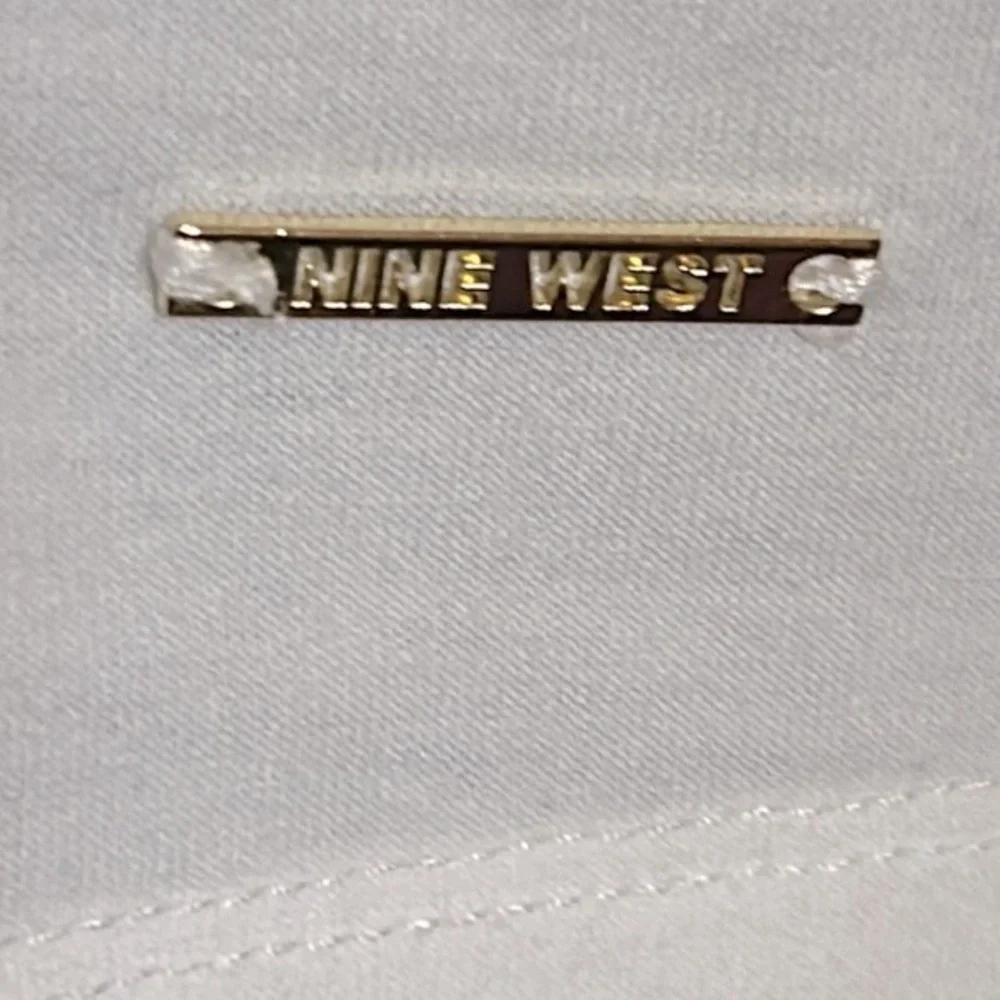 Nine West Women’s White Criss Cross Lightweight Sweatshirt Cap Short Sleeve Tee